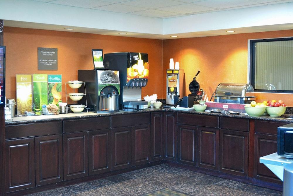 Motel 6 Catonsville Md Baltimore West Екстериор снимка