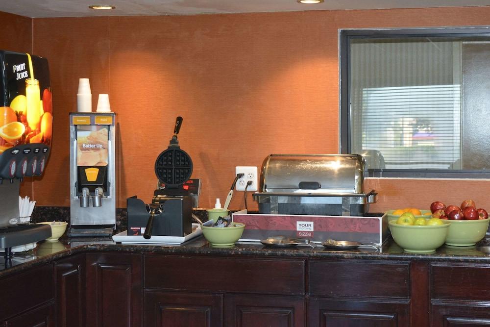 Motel 6 Catonsville Md Baltimore West Екстериор снимка